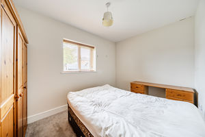 Bedroom- click for photo gallery